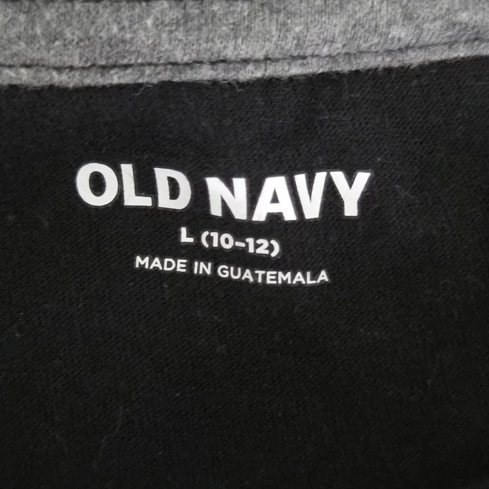 Old Navy Boys Size Large Short Sleeve Crew Neck Graphic T Shirt Black